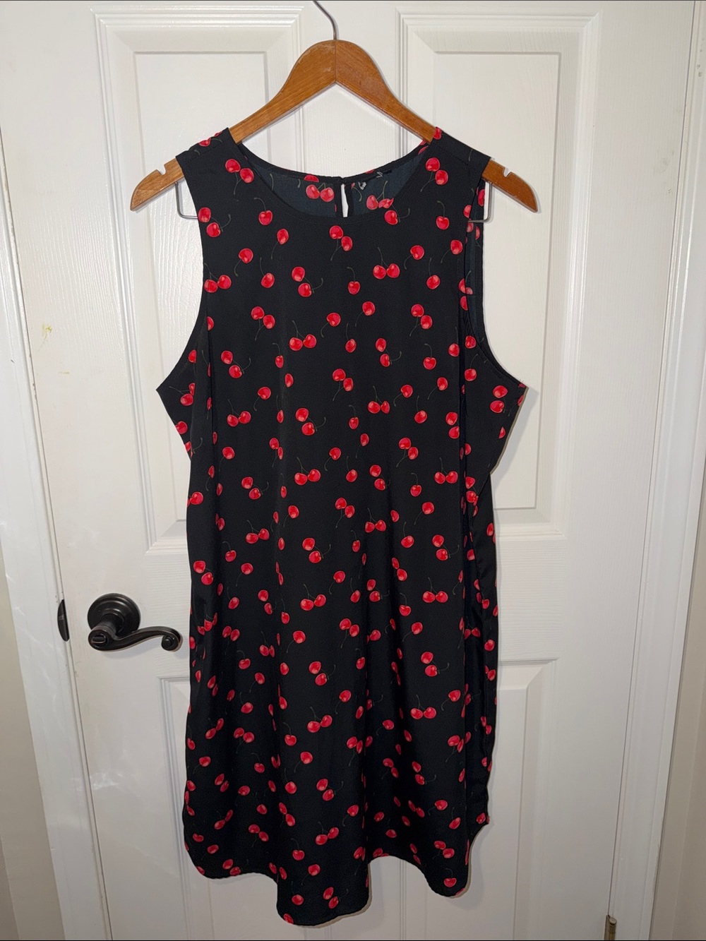 Black Cherry Print Sleeveless Shift Dress